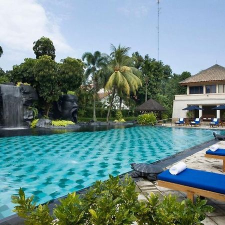 Aparthotel Country Woods Jakarta Cilandak  Exterior foto